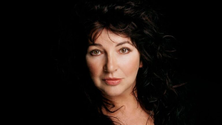 Kate Bush выпускает сборник редких треков «Best of The Other Sides»